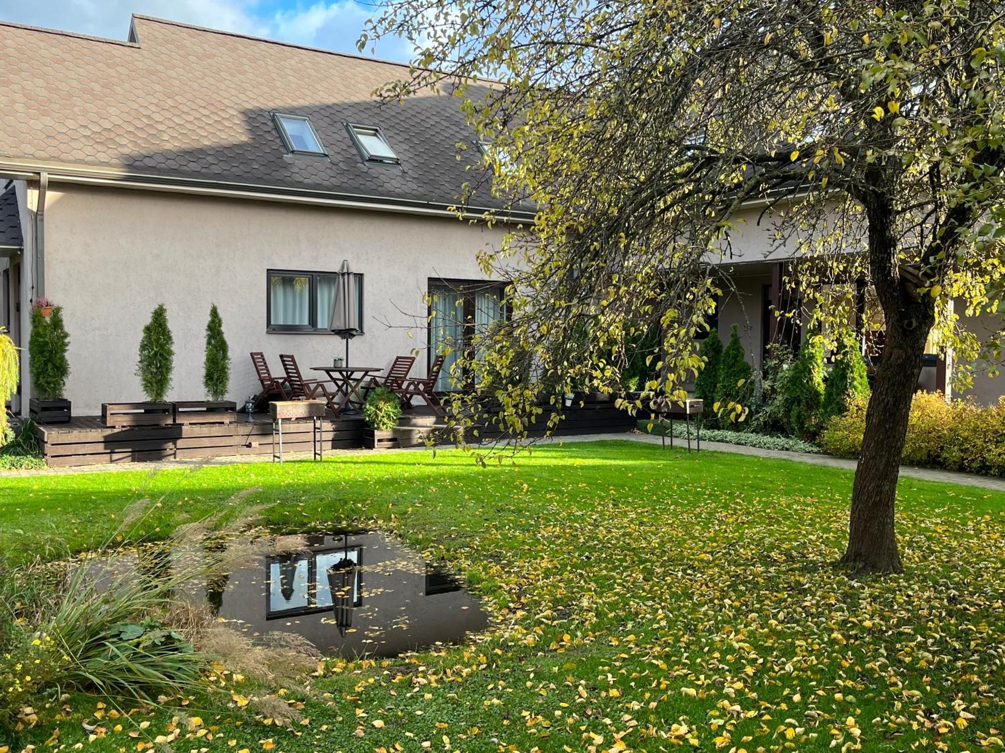 Family House Apartments Salacgrīva Eksteriør bilde