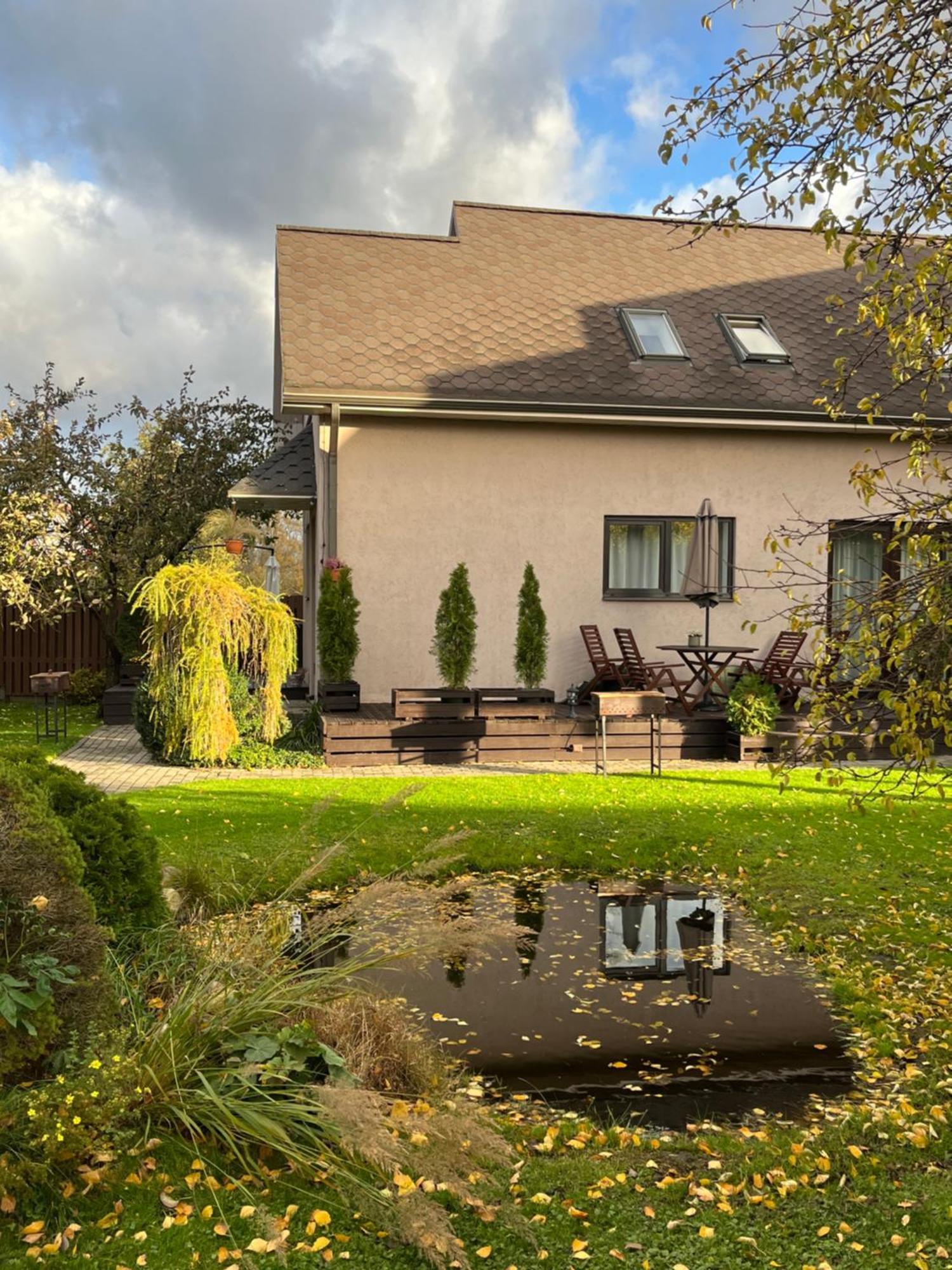 Family House Apartments Salacgrīva Eksteriør bilde